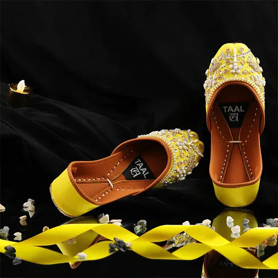 Zarikar Yellow khussa - TAAL STORE